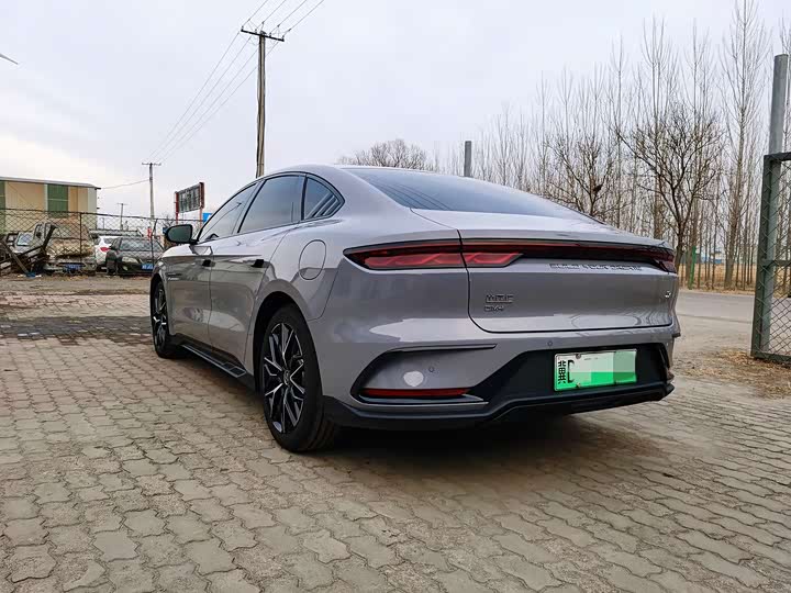 Фото 8 - BYD Han