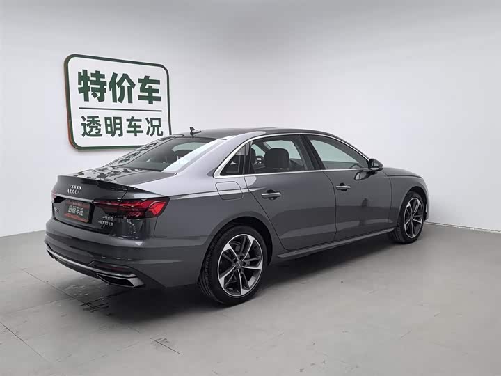 Фото 2 - Audi A4L