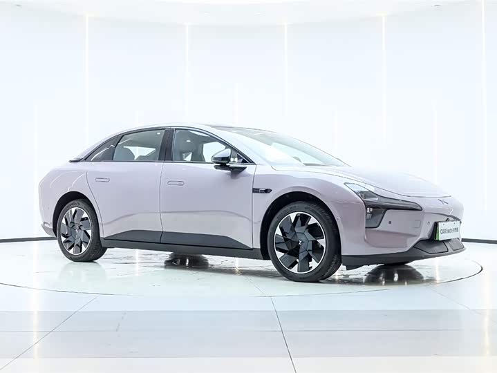 Фото 5 - XPeng Mona M03