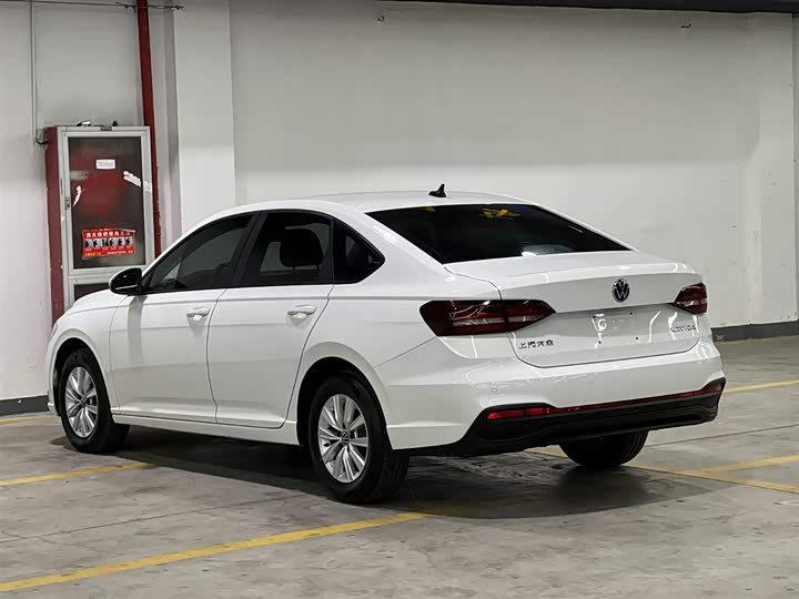 Фото 4 - Volkswagen Lavida