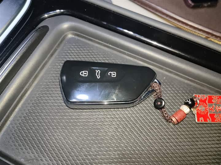 Фото 9 - Volkswagen ID.4 Crozz