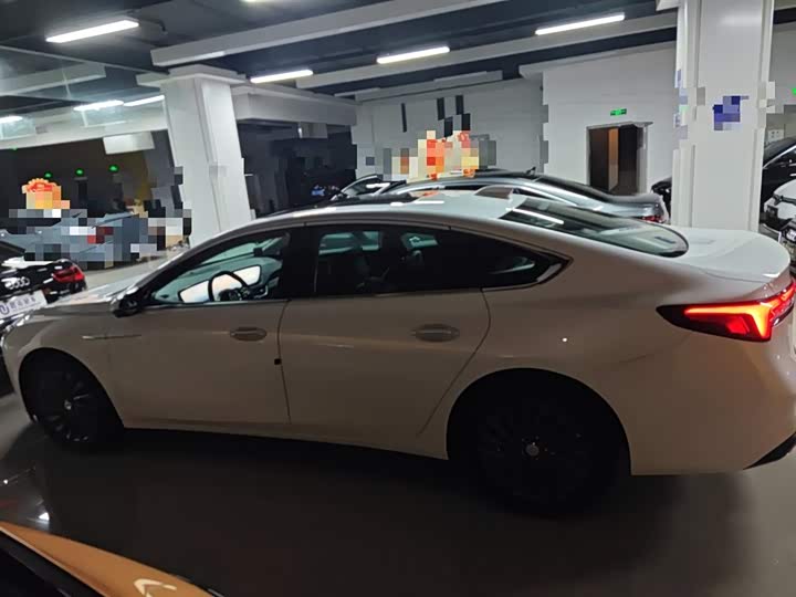 Фото 5 - Buick LaCrosse