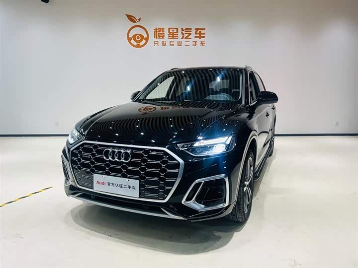 Фото 1 - Audi Q5L