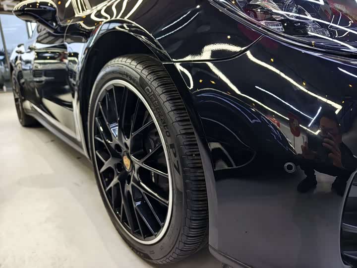 Фото 8 - Porsche Panamera