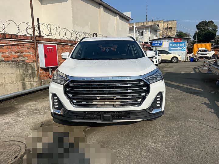 Фото 2 - Jetour X90