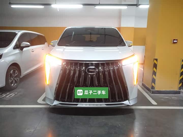 Фото 3 - GAC Trumpchi M8