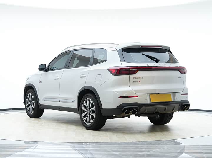 Фото 8 - Chery Tiggo 8