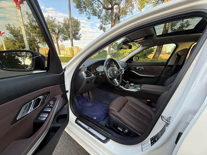 Фото 4 - BMW 3 Series