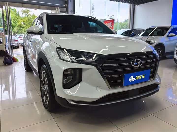 Фото 2 - Hyundai Tucson L