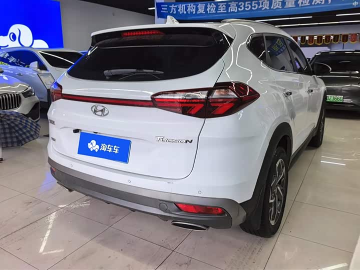 Фото 3 - Hyundai Tucson L