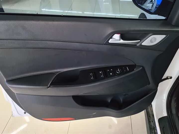 Фото 7 - Hyundai Tucson L