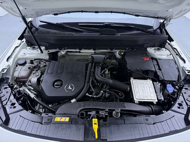 Фото 9 - Mercedes-Benz GLB-Class