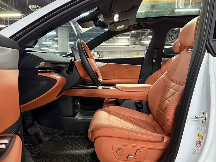 Фото 8 - Changan Deepal S05