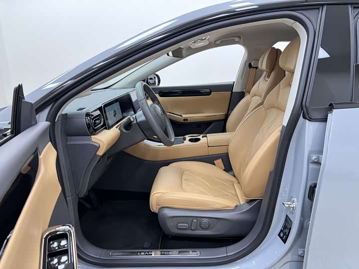 Фото 9 - Leapmotor C01