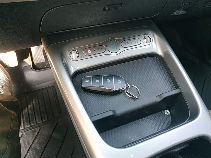 Фото 9 - BYD Dolphin