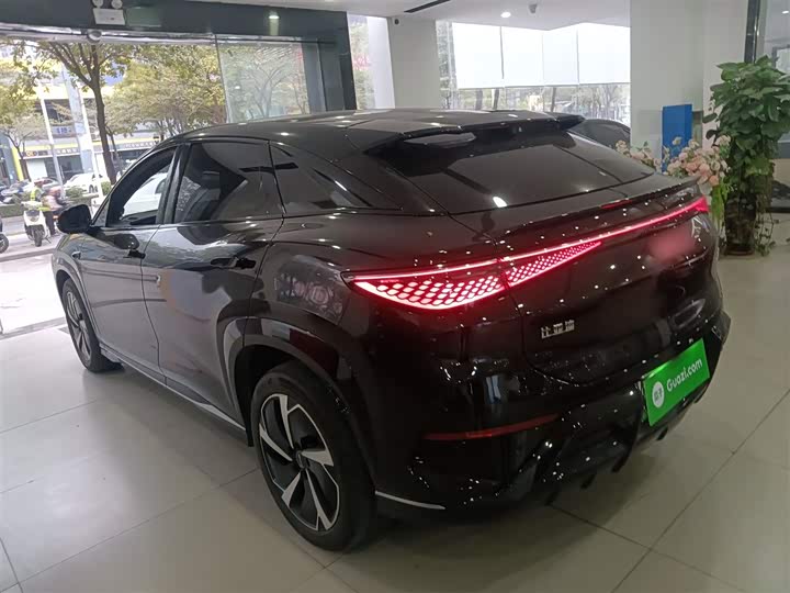 Фото 5 - BYD Sea Lion 07 EV