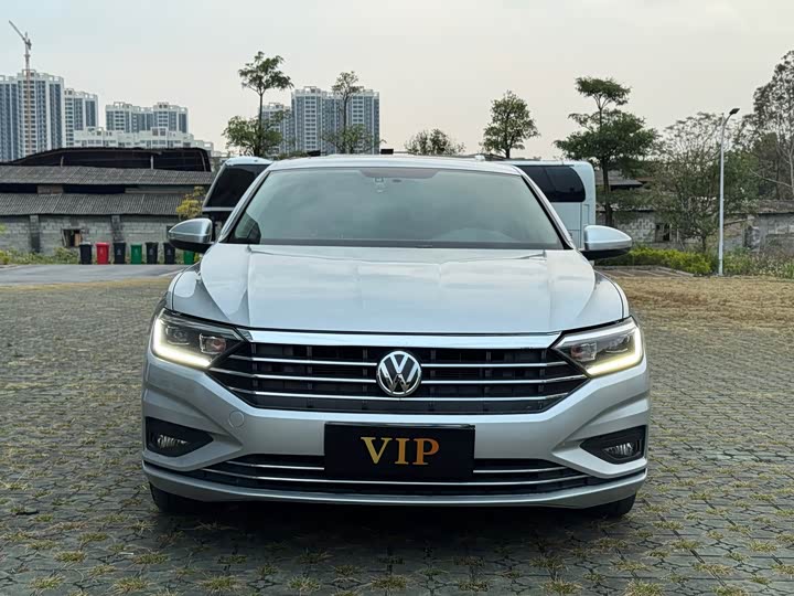 Фото 2 - Volkswagen Sagitar L