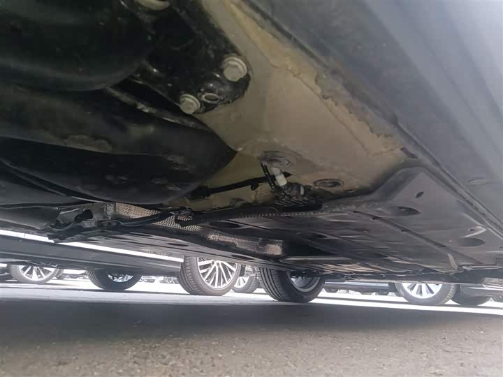 Фото 4 - Audi Q2L