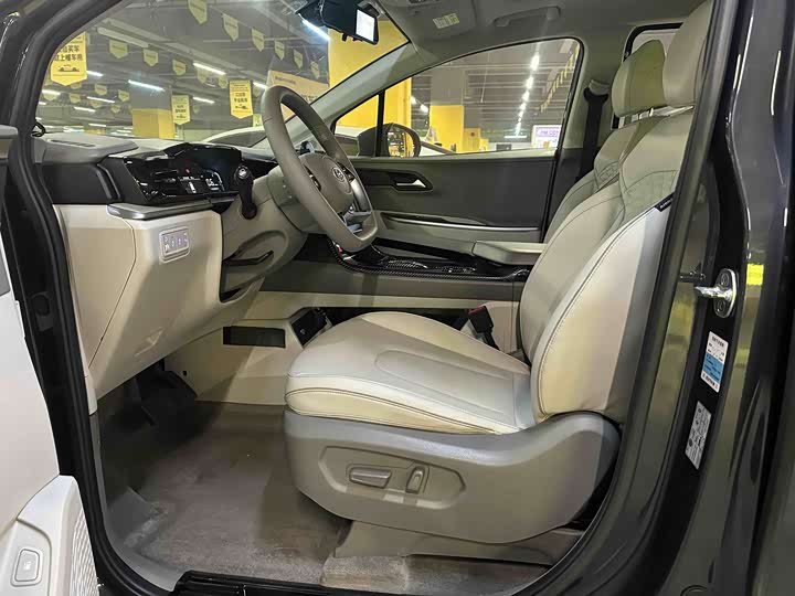 Фото 5 - Hyundai Custo