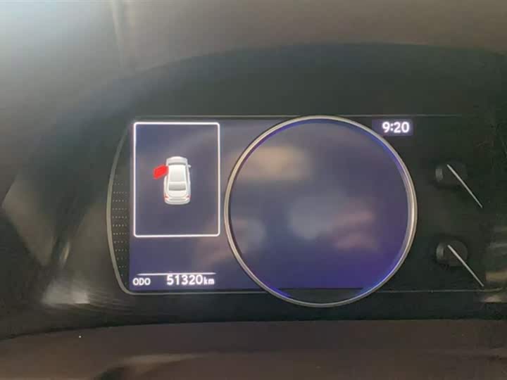 Фото 7 - Lexus ES