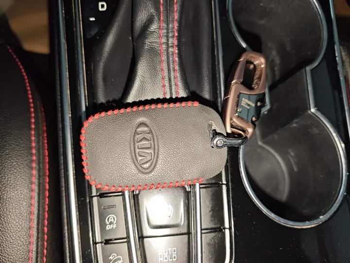 Фото 9 - Kia KX5