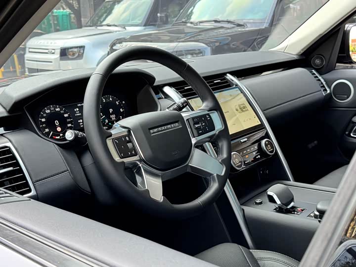 Фото 4 - Land Rover Discovery