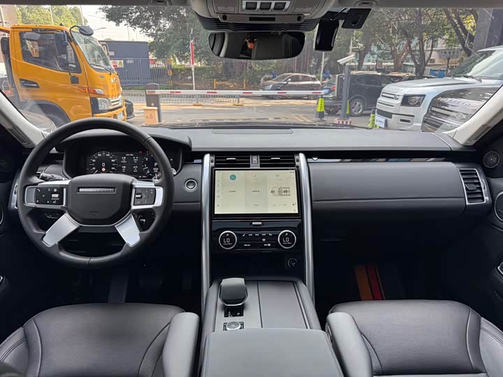 Фото 8 - Land Rover Discovery