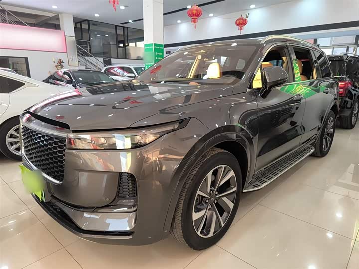 Фото 2 - LiXiang One