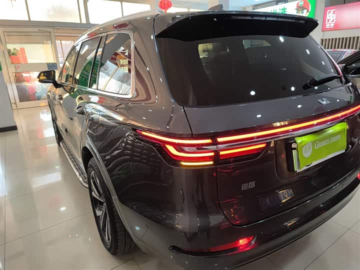 Фото 5 - LiXiang One