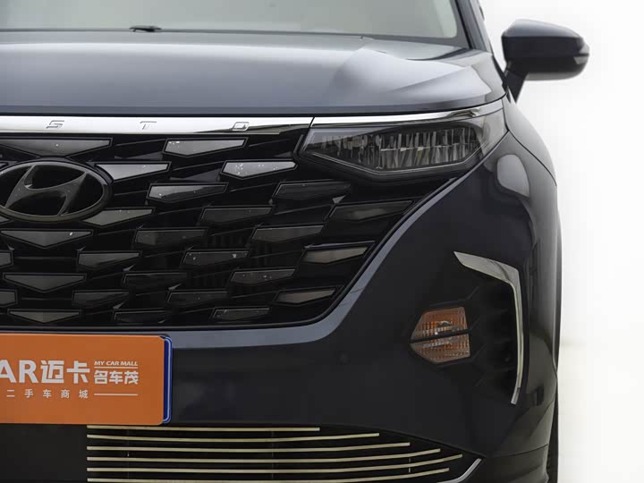 Фото 4 - Hyundai Custo