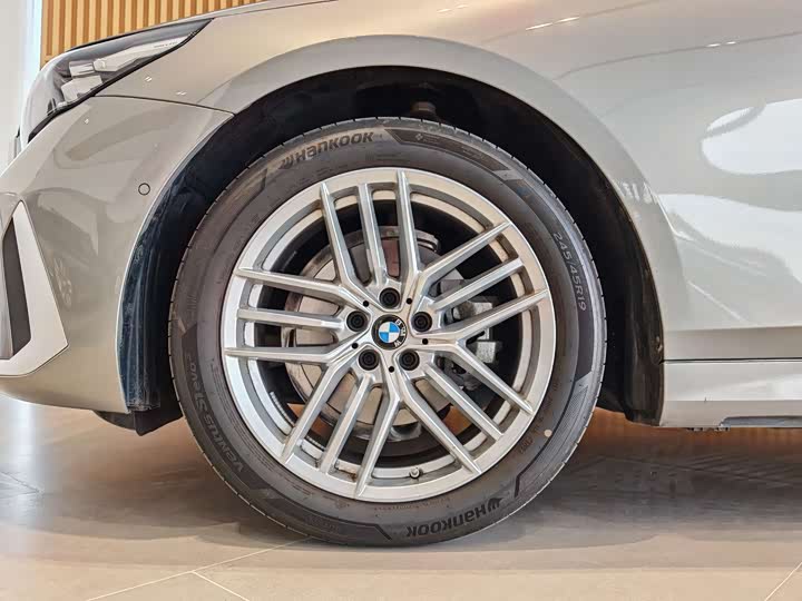 Фото 7 - BMW 5 Series
