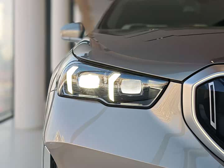 Фото 8 - BMW 5 Series