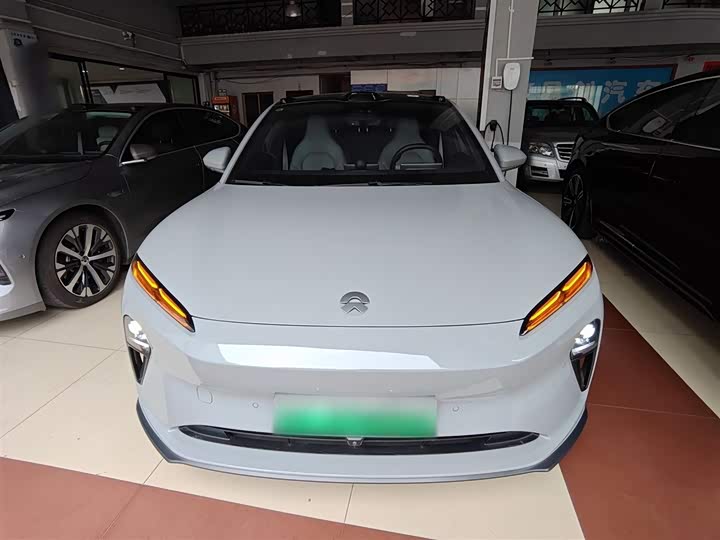 Фото 3 - Nio ET5