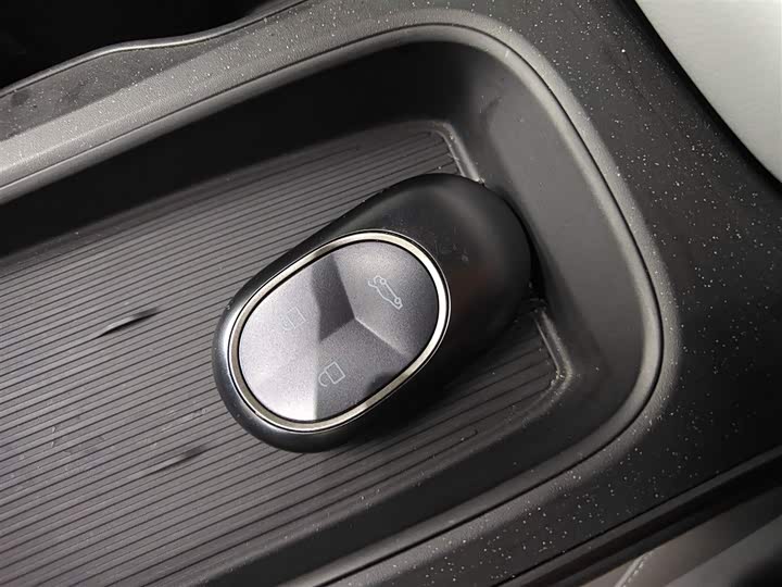 Фото 9 - Nio ET5