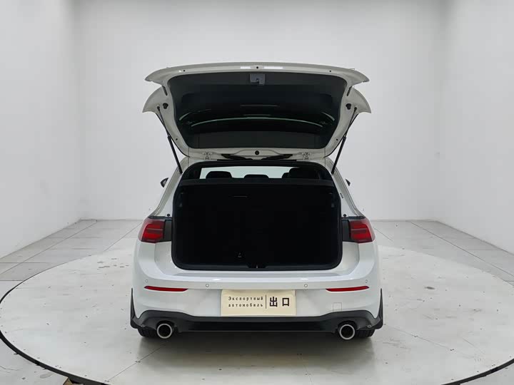 Фото 5 - Volkswagen Golf