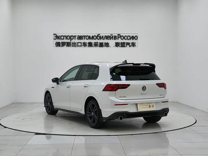 Фото 9 - Volkswagen Golf