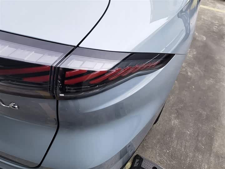 Фото 8 - Geely Galaxy L6