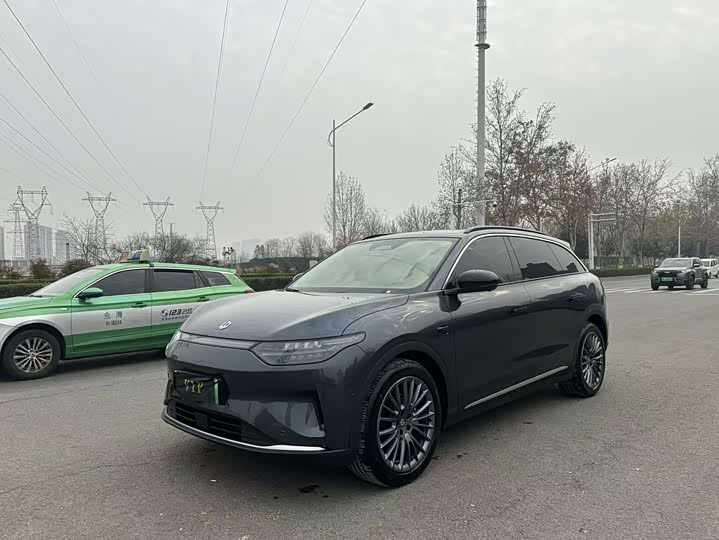 Фото 1 - Leapmotor C11