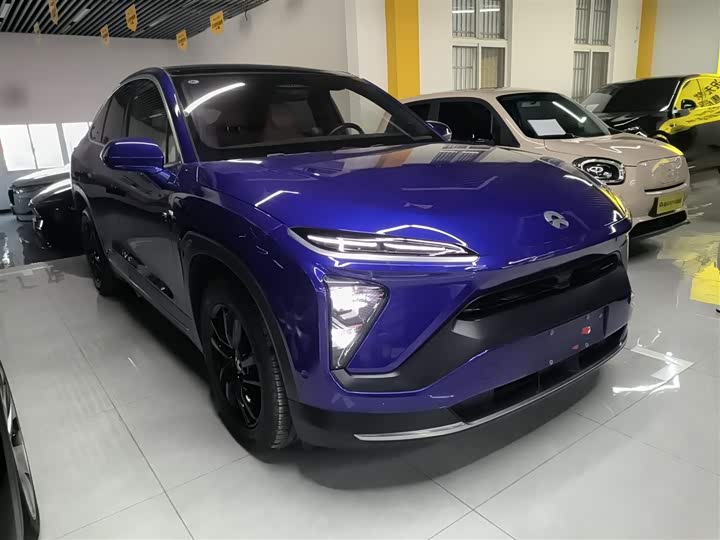 Фото 4 - Nio EC6