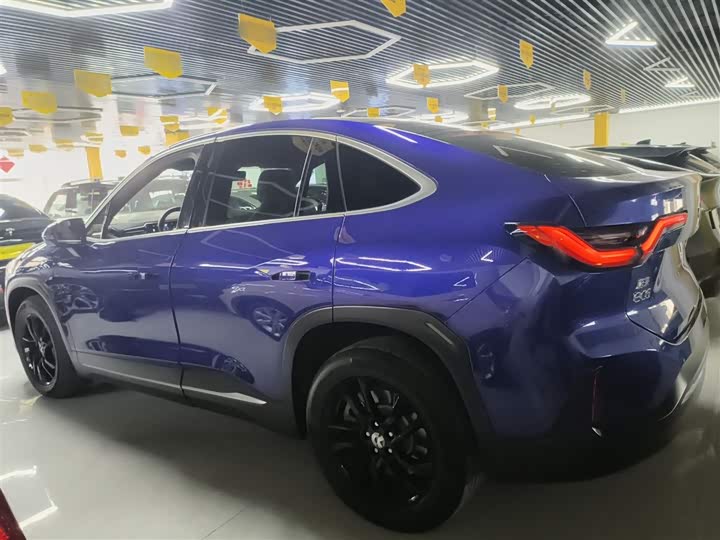 Фото 5 - Nio EC6