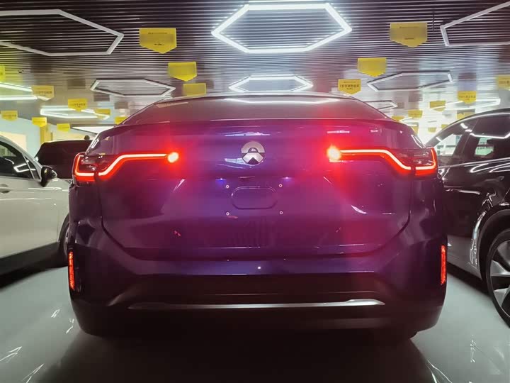 Фото 6 - Nio EC6