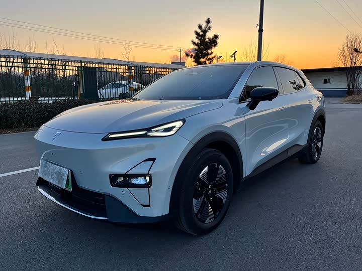 Фото 1 - Changan Deepal S05