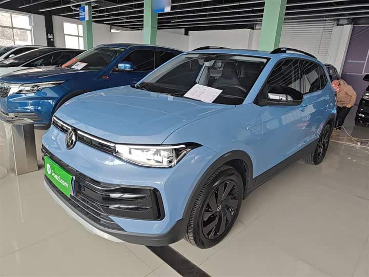 Фото 2 - Volkswagen Tharu