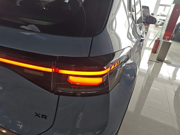 Фото 8 - Volkswagen Tharu