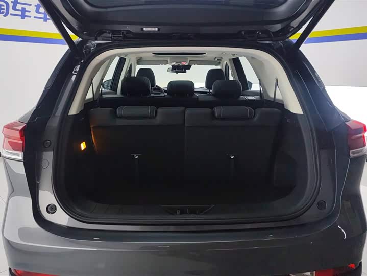 Фото 4 - Changan CS75