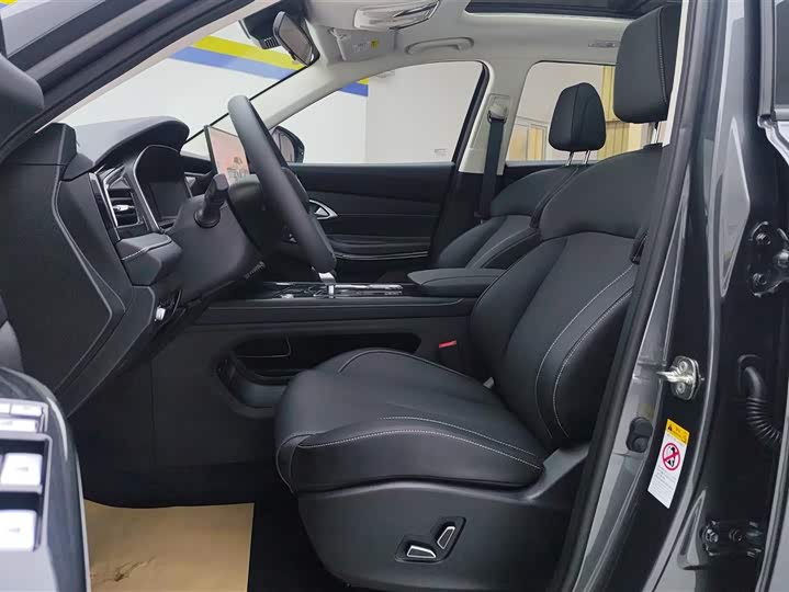 Фото 9 - Changan CS75