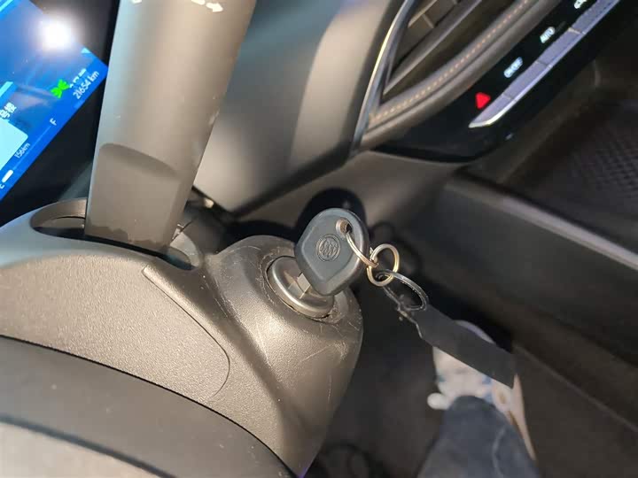 Фото 9 - Buick Verano