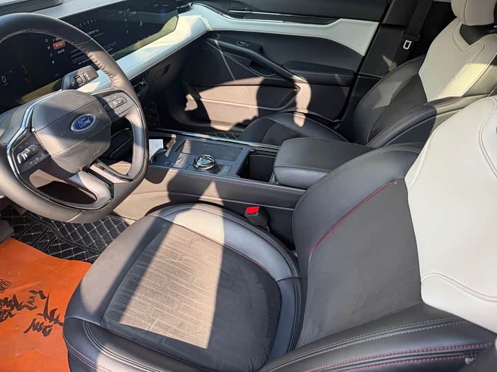 Фото 8 - Ford Mondeo