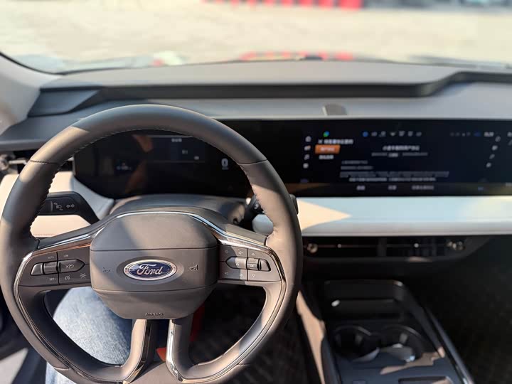 Фото 9 - Ford Mondeo