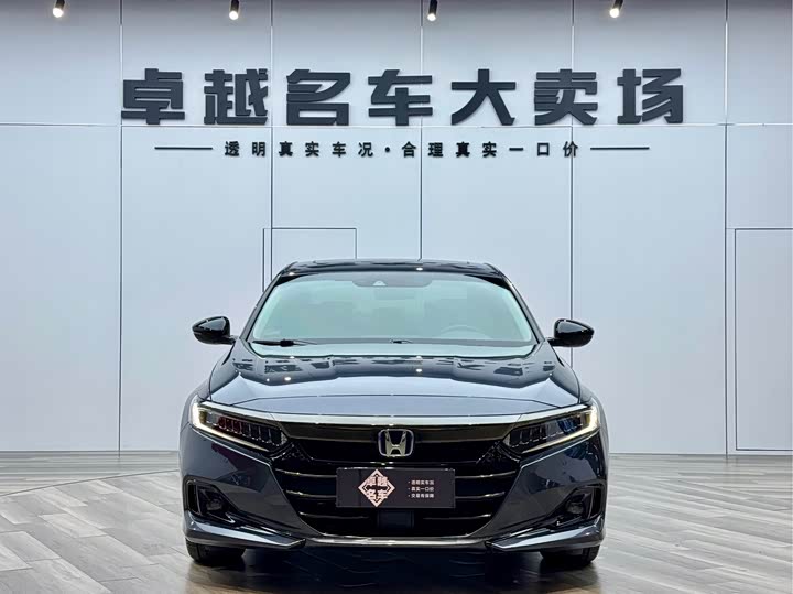 Фото 2 - Honda Accord